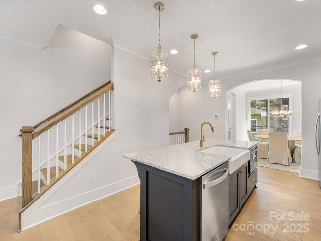 1409 Kenilworth Ave, Townhouse with 3 bedrooms, 5 bathrooms and null parking in Charlotte NC | Image 20