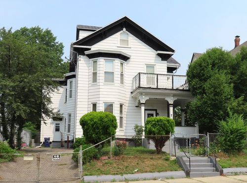 7 Fottler, Boston, MA, 02126 | Card Image