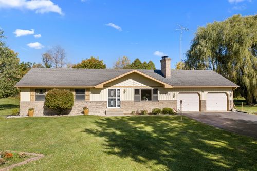 23210 Norma Ln, Harvard, IL, 60033-9198 | Card Image