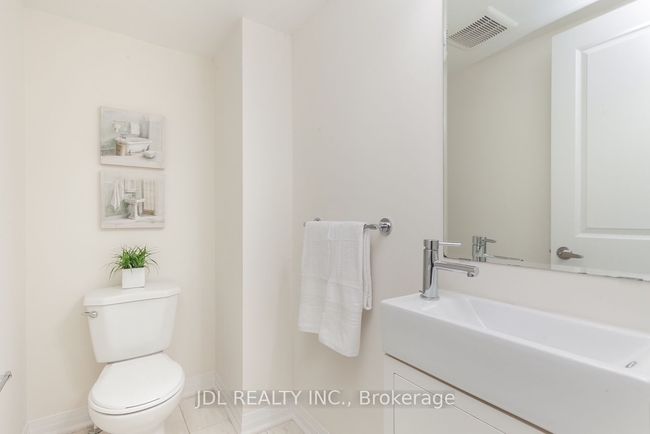 3 - 175 William Duncan Rd, Condo with 2 bedrooms, 2 bathrooms and 1 parking in North York ON | Image 15