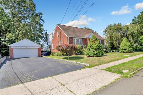 547 Anton St, Bridgeport, CT, 06606-2120 | Card Image