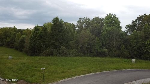 563 Summer Circle, La Follette, TN, 37766 | Card Image