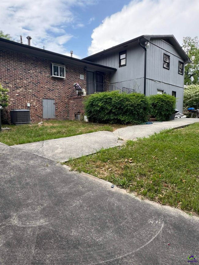 893 Mccall Rd, House other with 4 bedrooms, 3 bathrooms and null parking in Macon GA | Image 4
