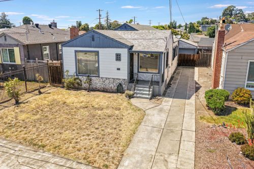 2407 106th Avenue, Oakland, CA, 94603 | Card Image