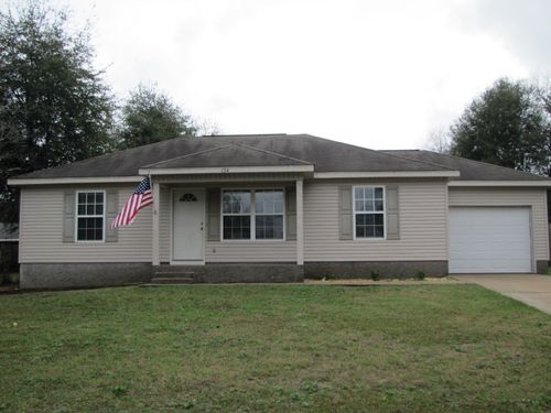 134 Hampton Dr, Crestview, FL, 32539-3225 | Card Image