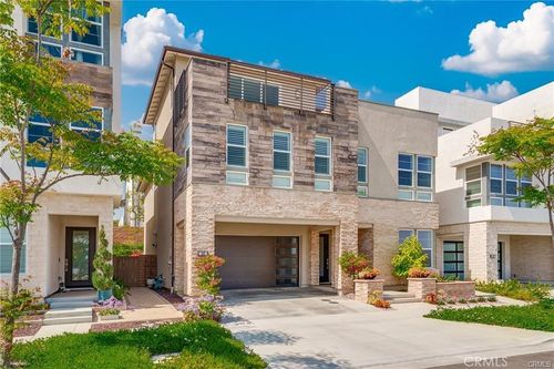438 Sycamore Dr, Montebello, CA, 90640-2182 | Card Image