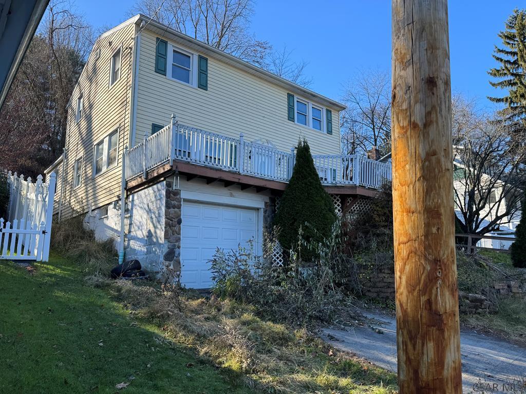 Agnes Ave, Johnstown, PA 15905