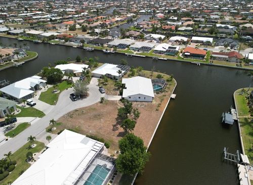 571 Belvedere Ct, PUNTA GORDA, FL, 33950-6426 | Card Image