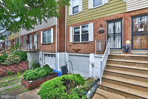 7819 Venus Pl, PHILADELPHIA, PA, 19153-1221 | Card Image