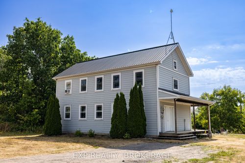 {{alt}} | Card Image