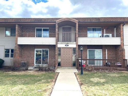 107-3621 St Andrews Court, RACINE, WI, 53405 | Card Image