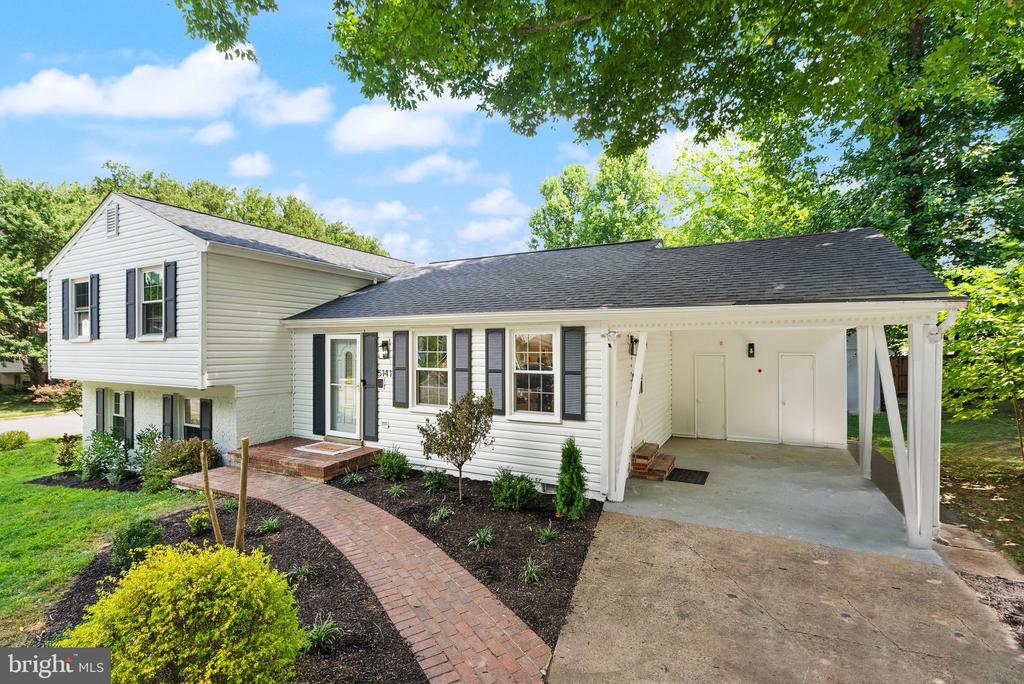 Residential in ANNANDALE 4