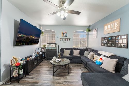 1121-1405 S Nellis Blvd, Las Vegas, NV, 89104-5844 | Card Image