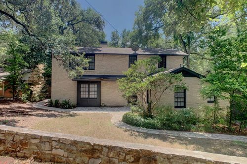 811 E 38th St, Austin, TX, 78705-1809 | Card Image