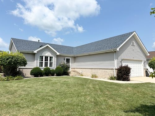 1573 Stefanie Ln, Bourbonnais, IL, 60914-9805 | Card Image