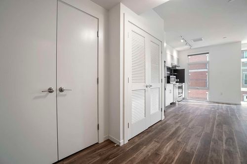 apt-408-839 Beacon St, Boston, MA, 02215-3376 | Card Image