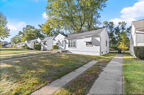 22530 Leewin St, Detroit, MI, 48219-1181 | Card Image