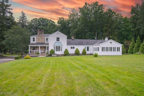 3370 Harris Rd, Broadview Heights, OH, 44147-2655 | Card Image