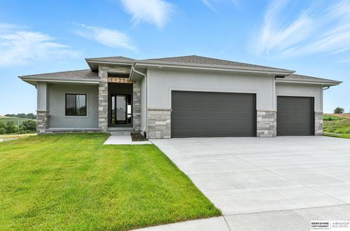 11256 S 219th Ave, Gretna, NE, 68028 | Card Image