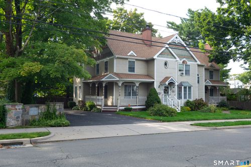 1-101 Curtis St, Meriden, CT, 06450-6155 | Card Image
