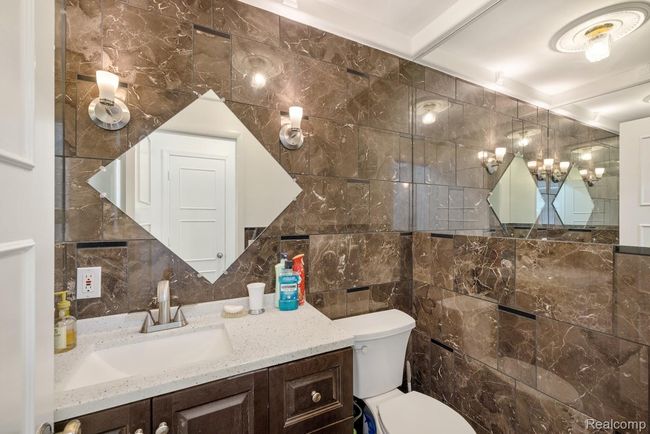 297 Vreeland Dr-19.jpg | Image 18