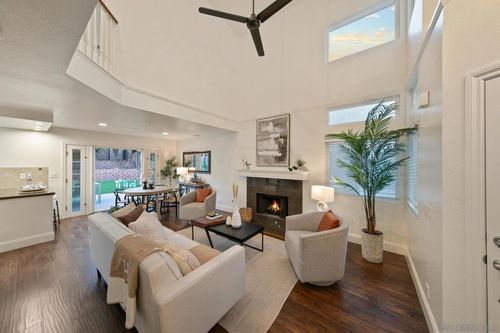 1614 Wesley Way, Vista, CA, 92081-7458 | Card Image