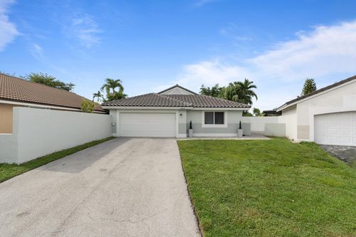 15037 Brighton Ln, Davie, FL, 33331-3252 | Card Image