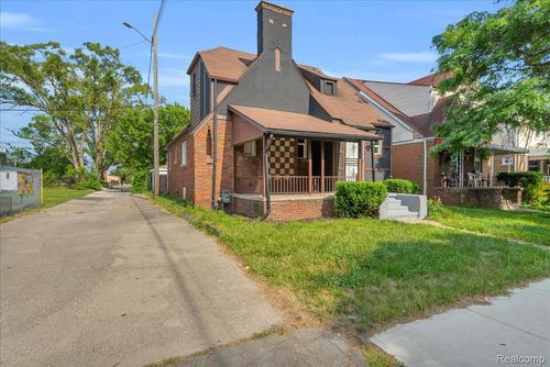 15894 Snowden St, Detroit, MI, 48227-3364 | Card Image