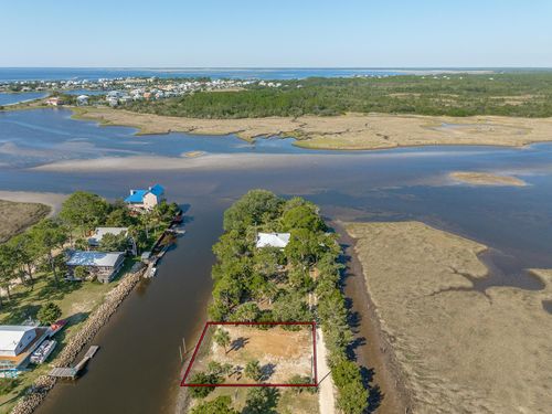 XX Creek Rd, CRAWFORDVILLE, FL, 32327 | Card Image