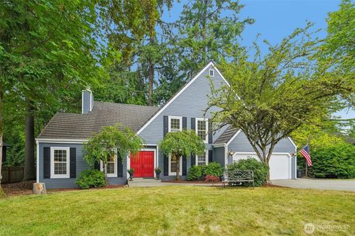 22330 Ne 28th St, Sammamish, WA, 98074-6406 | Card Image