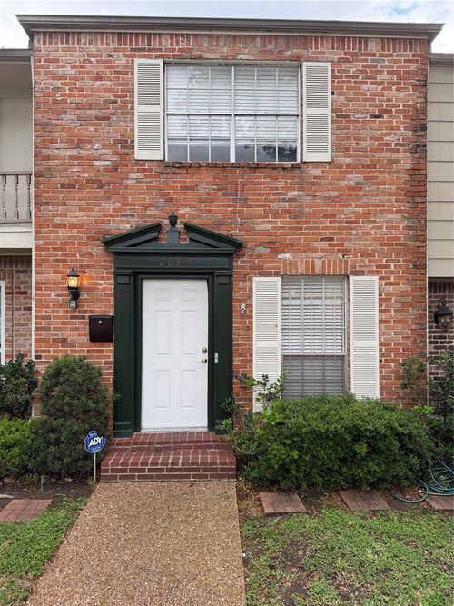 158-2039 Winrock Blvd, Houston, TX, 77057-3902 | Card Image