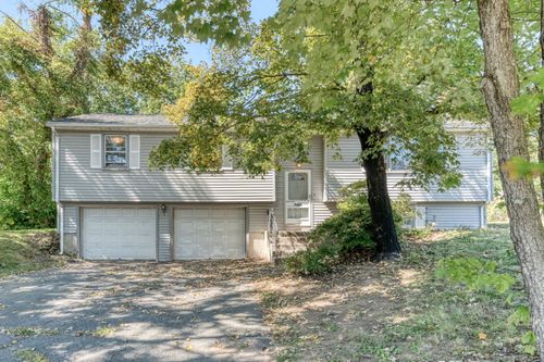 92 Spoonville Rd, East Granby, CT, 06026-9611 | Card Image