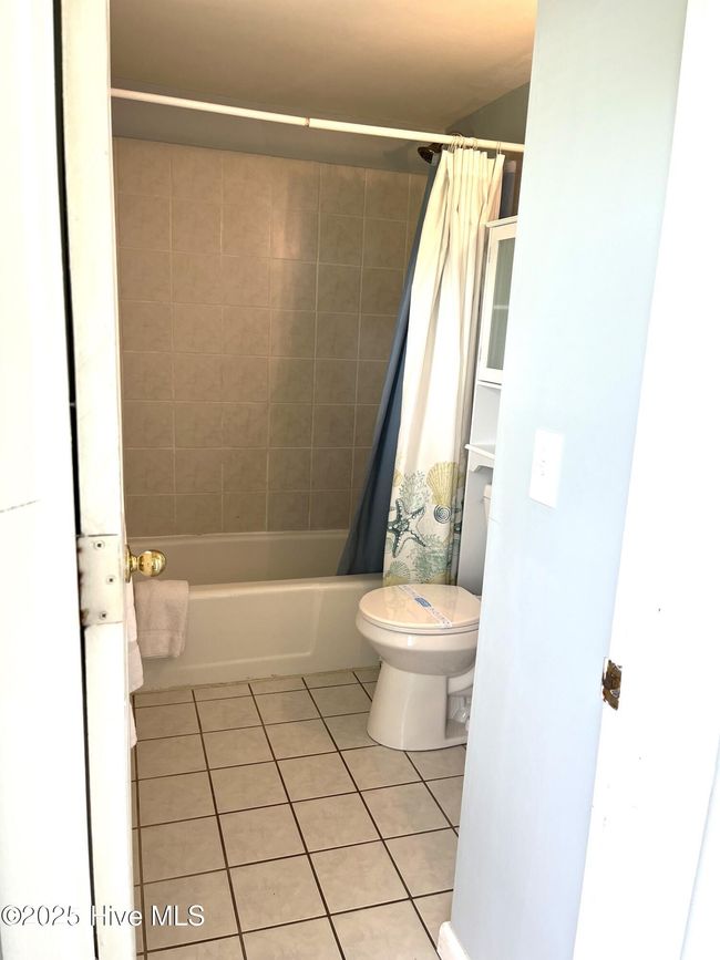 UNIT-2 - 209 Se 77 Th St, Condo with 2 bedrooms, 1 bathrooms and null parking in Oak Island NC | Image 7