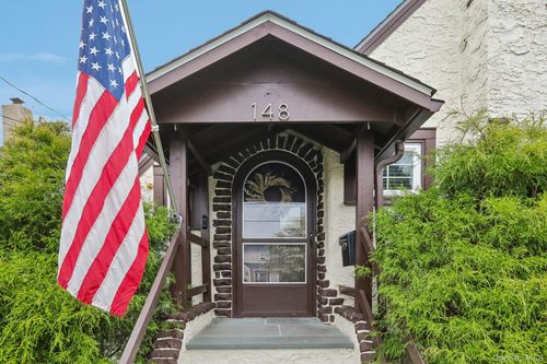 148 Chelsea St, Hawthorne, NY, 10532-1651 | Card Image