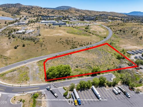 202-0 Dan O'Brien Way, Klamath Falls, OR, 97601 | Card Image