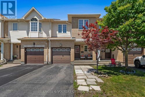 212 Macoun Circle, Ottawa, ON, K1T0H9 | Card Image