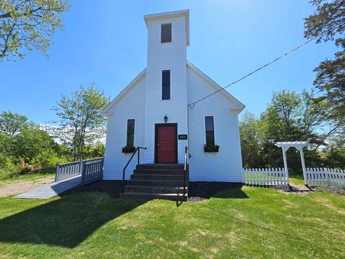 6910 Highway 2, Bass River, NS, B0M1B0 | Card Image