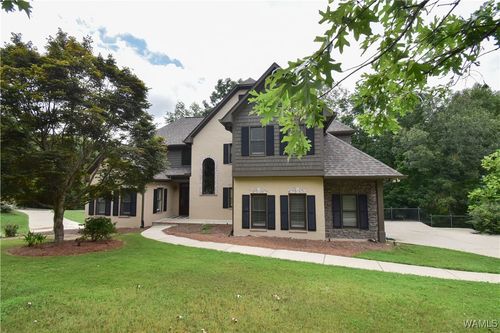 707 Saint Andrews Pkwy, Oneonta, AL, 35121-3580 | Card Image