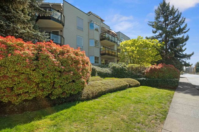 108 - 1550 Chesterfield Avenue, Condo with 1 bedrooms, 1 bathrooms and 1 parking in North Vancouver BC | Image 5