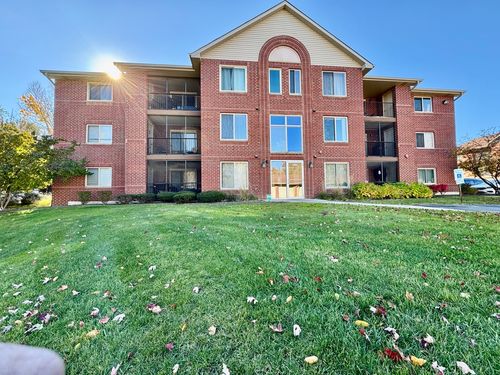 apt-1a-6950 Heritage Cir, Orland Park, IL, 60462-5232 | Card Image