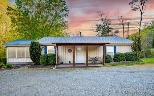 612 Little Indian Dr, Jamestown, KY, 42629-6944 | Card Image