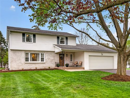 47 City View Dr, Rochester, NY, 14625-1342 | Card Image