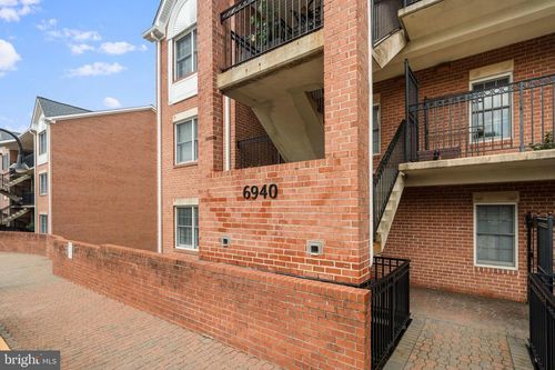 unit-200-6940 Fairfax Dr, ARLINGTON, VA, 22213-1034 | Card Image
