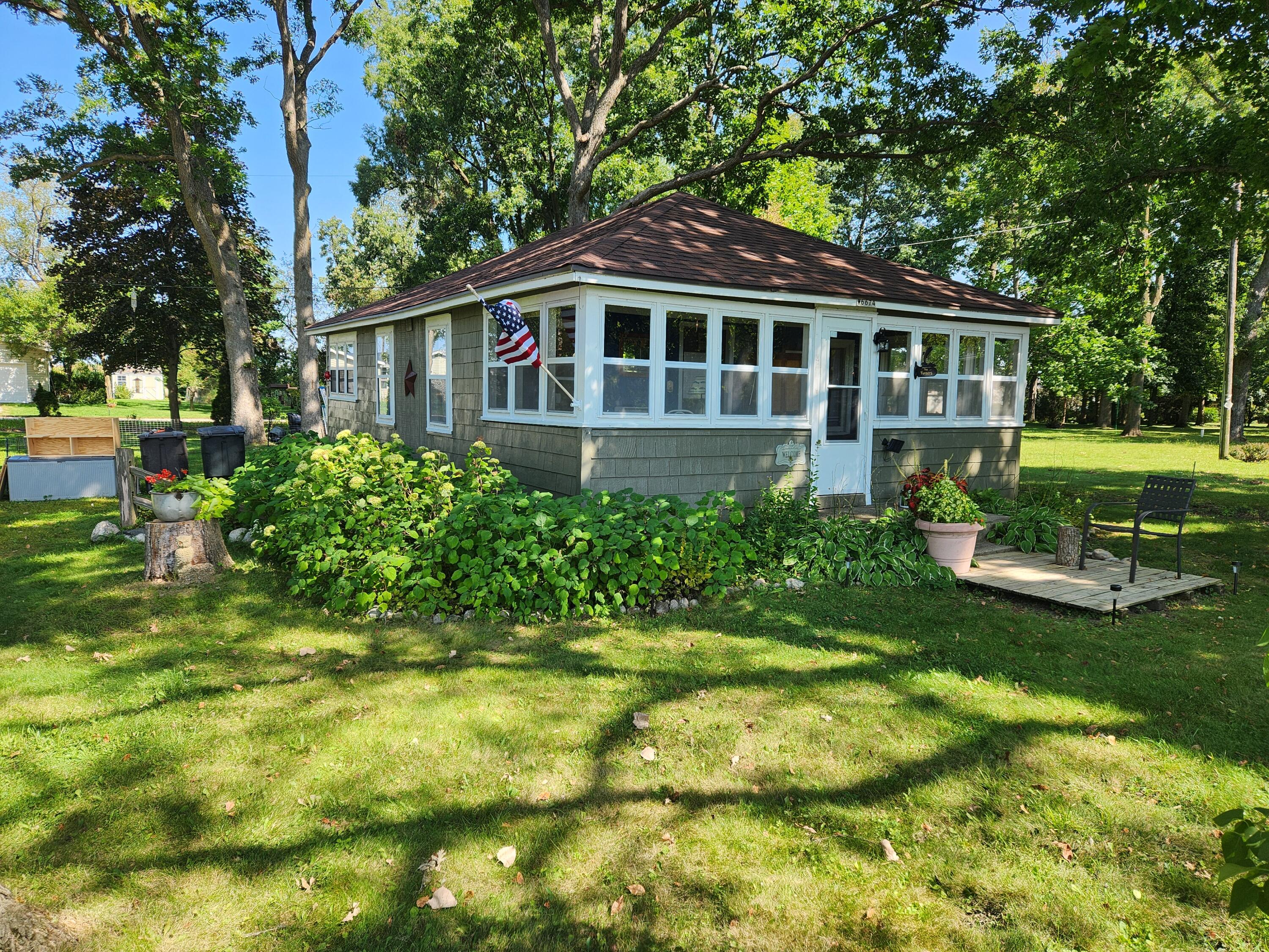 Lakeshore Dr, Elkhorn, WI 53121