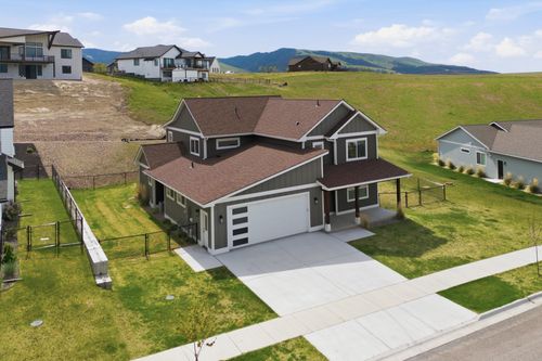 7042 Max Dr, Missoula, MT, 59803-5800 | Card Image