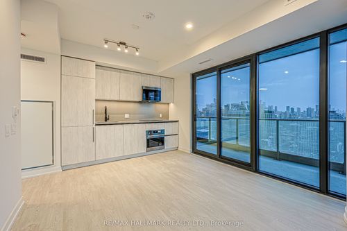 2611-35 Parliament Street, Toronto, ON, M5A0Z5 | Card Image