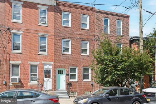 837 Almond St, PHILADELPHIA, PA, 19125-3510 | Card Image