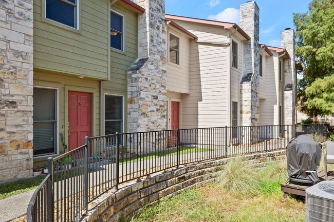 UNIT-17 - 6900 E Riverside Dr, Condo with 2 bedrooms, 3 bathrooms and 1 parking in Austin TX | Image 17
