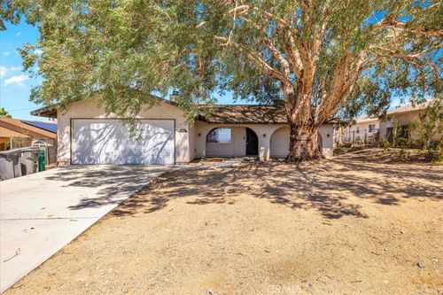 6761 Los Olivos Ave, Twentynine Palms, CA, 92277 | Card Image