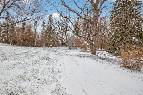 19670 Excelsior Boulevard, Deephaven, MN, 55331 | Card Image